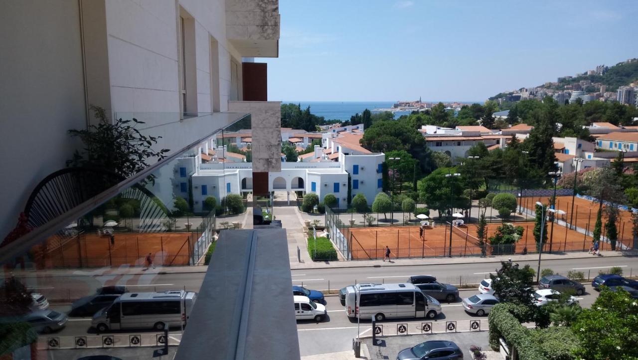 Red Lux Lägenhet Budva Exteriör bild