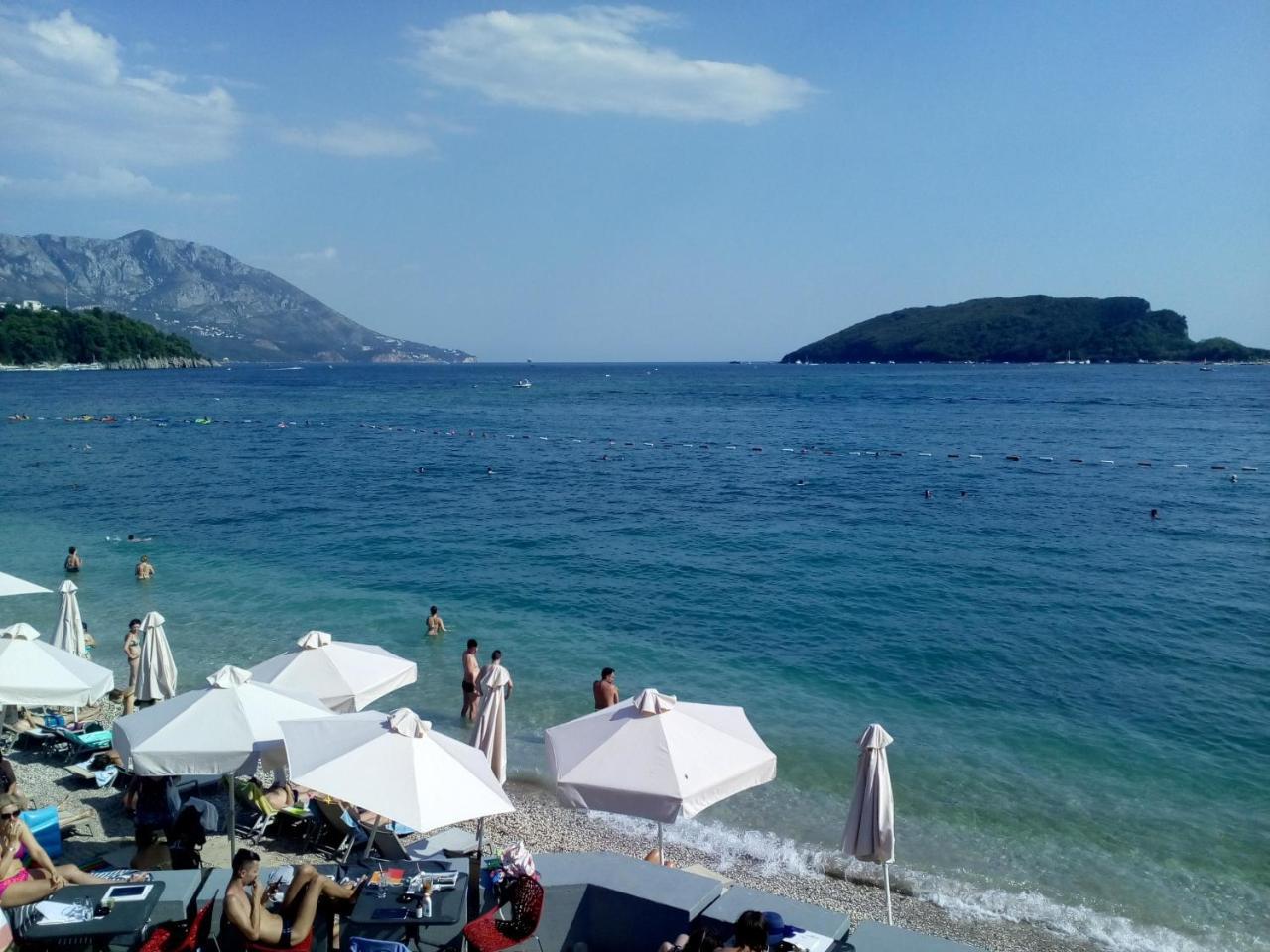 Red Lux Lägenhet Budva Exteriör bild