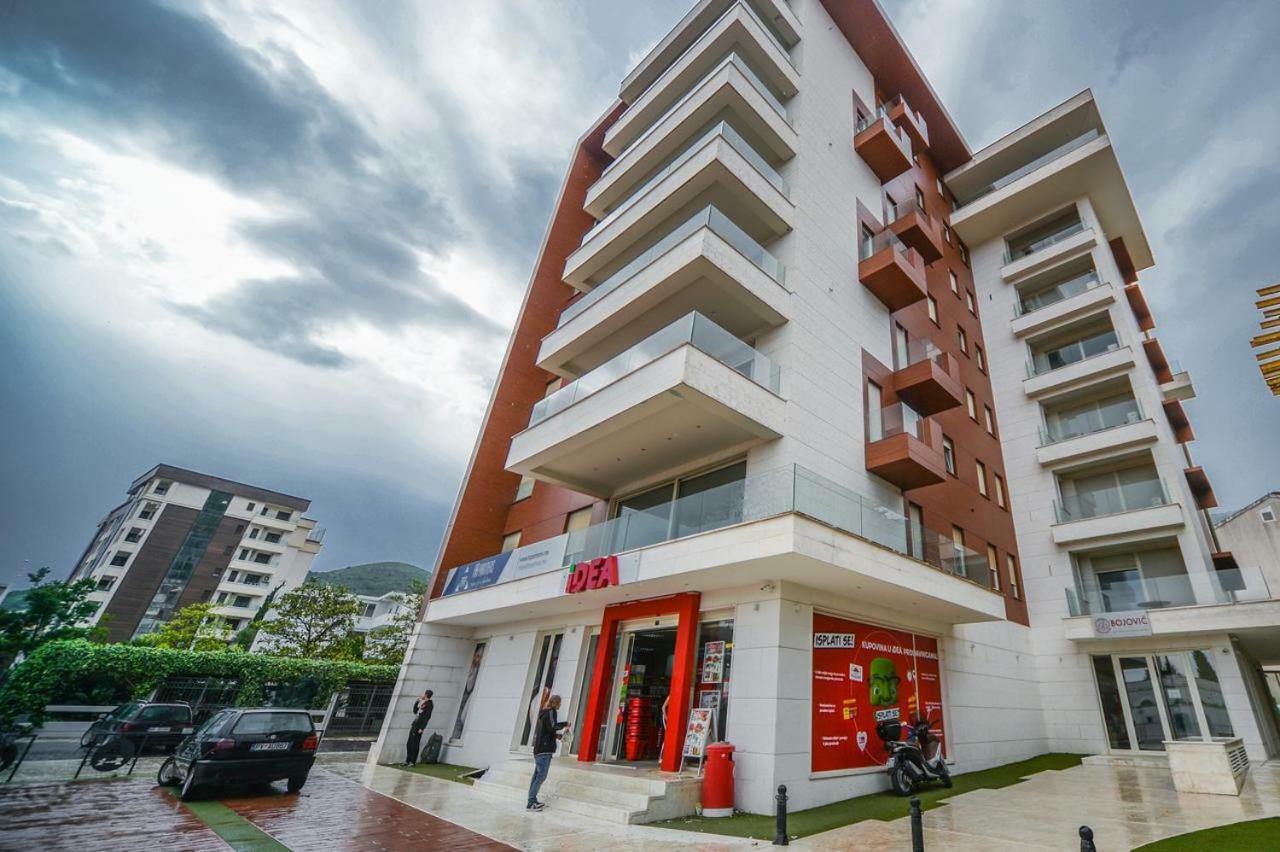 Red Lux Lägenhet Budva Exteriör bild